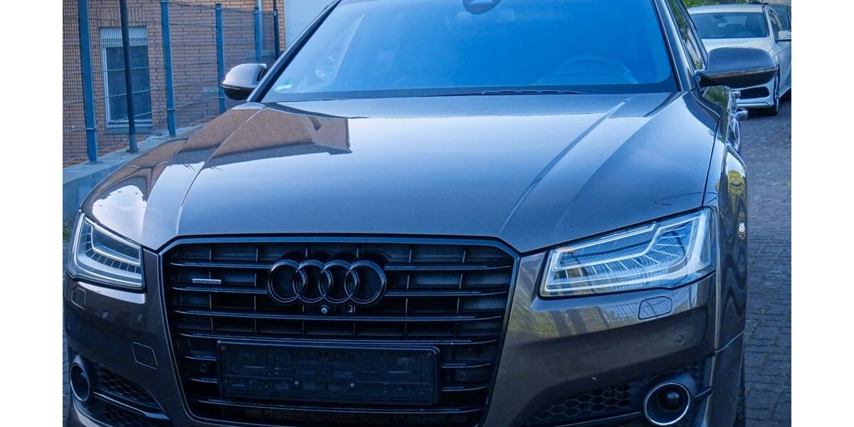 Audi A8 158.425 km 24.950 &euro; Troisdorf 53840