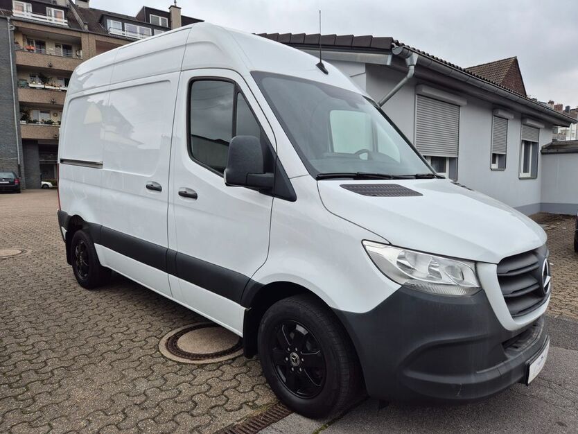 Mercedes-Benz Sprinter 159.000 km 26.750 € Düsseldorf 40591