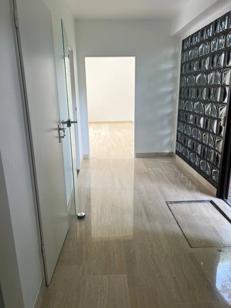 D-Kaiserswerth: Einfamilienhaus, 2 Zimmer, ca. 80 m² Wohnfl., ca. 60 m² Nutzfläche, Terrasse, Stellplatz