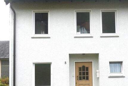 Kernsanierte Doppelhaushälfte 4 zimmer