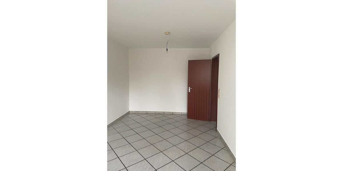 Etagenwohnung Bergisch Gladbach Alt-Frankenforst - 3 Zimmer, 94 m&sup2;, 1.570&euro; | Angebot:25478998