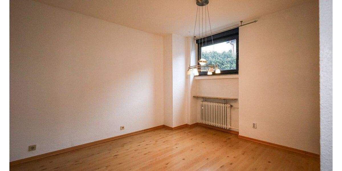 Doppelhaushälfte Langenfeld / Reusrath Reusrath - 6 Zimmer, 121 m&sup2;, 450.000&euro; | Angebot:25473873