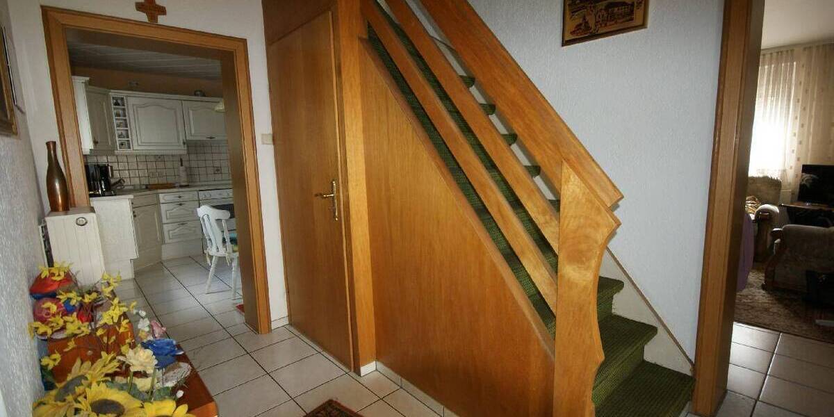 Einfamilienhaus Köln Libur - 5 Zimmer, 130 m&sup2;, 639.000&euro; | Angebot:20262556