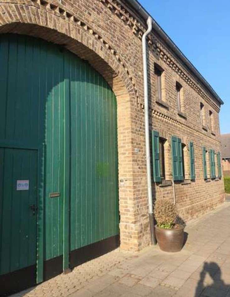 Haus zum Kaufen in Zülpich 279.000 € 136 m²
