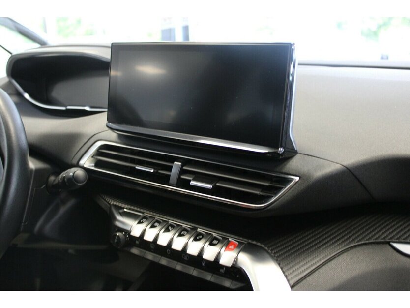 Peugeot 5008 BlueHDi Active Pack - 7 Sitzer - 27.732 km 22.980 € Euskirchen 53881