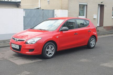 Hyundai i30 118.000 km 3.990 &euro; Köln 50739