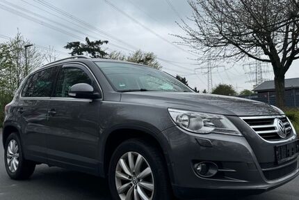 VW Tiguan 49.000 km 9.990 &euro; Hürth 50354