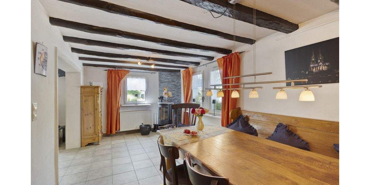 Bergisches Fachwerkhaus mit kleinen Schönheitsfehlern sucht neue Eigentümer 5 zimmer