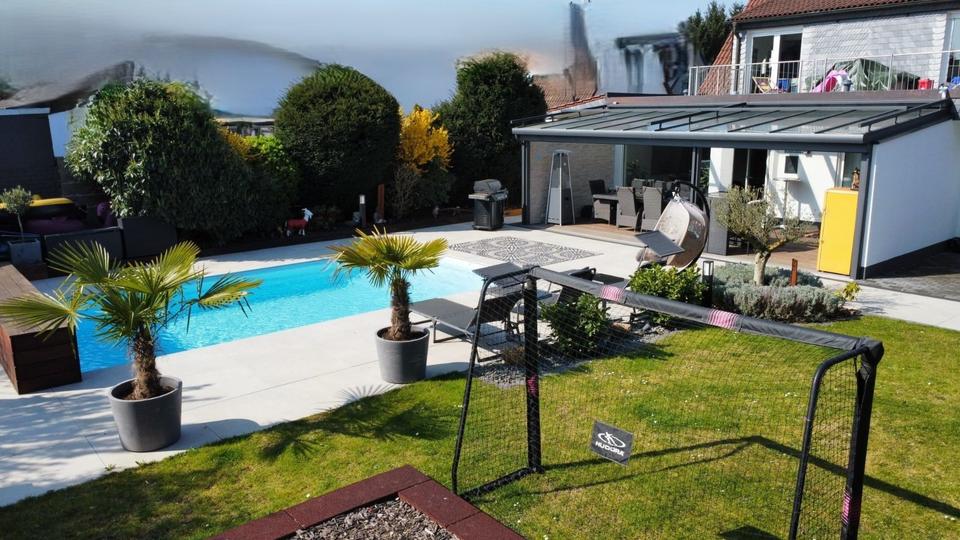 Einfamilienhaus Wesseling - 6 Zimmer, 204 m&sup2;, 850.000&euro; | Angebot:26183406