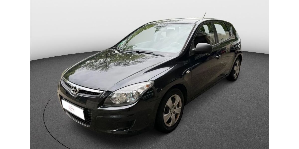 Hyundai i30 98.900 km 3.050 &euro; Hürth 50354
