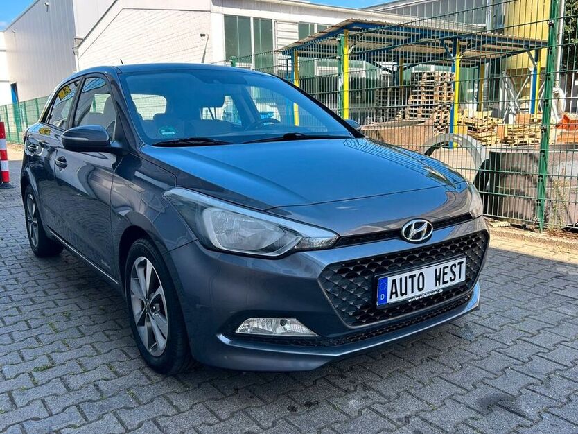 i20