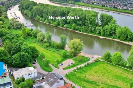 Haus zum Mieten in Hersel 3.000 € 152 m²