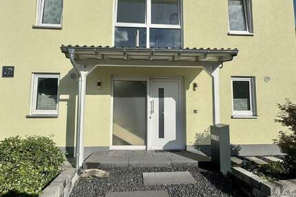 Modernes, neuw. Wohnhaus in Niederkassel - Doppelgarage und schönem Garten - geringe Heizkosten! 4 zimmer