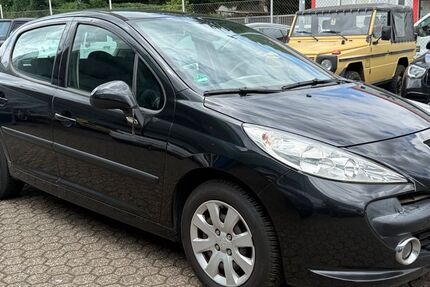 Peugeot 207 172.354 km 1.895 &euro; Köln 50739