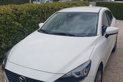 Mazda 2 Hybrid 16.700 km 16.950 € Köln 50999