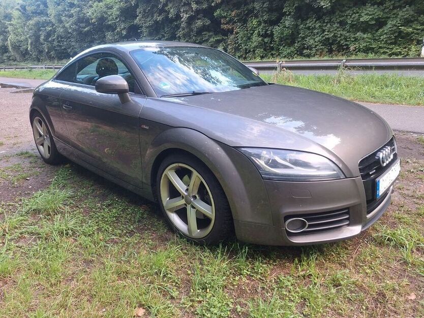 TT