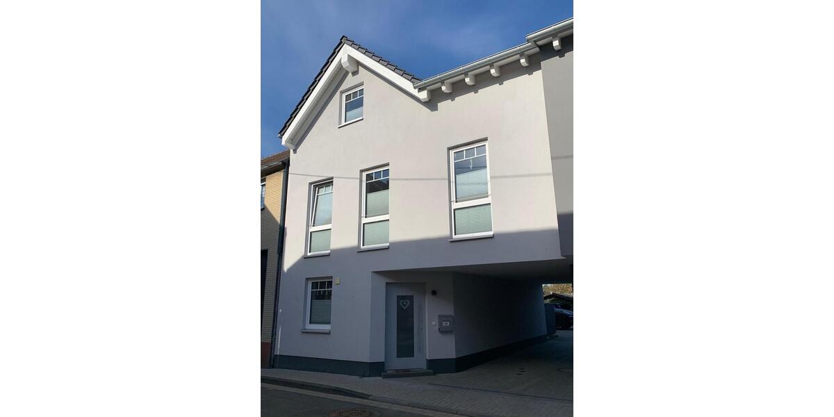 Zweitbezug von 2023 erbautem Reihenhaus in St-Augustin Meindorf 6 zimmer