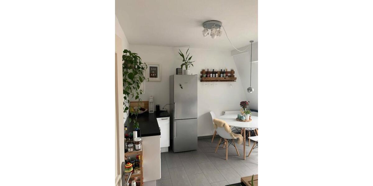 Etagenwohnung Köln Mülheim - 3 Zimmer, 125 m&sup2;, 1.950&euro; | Angebot:25100478