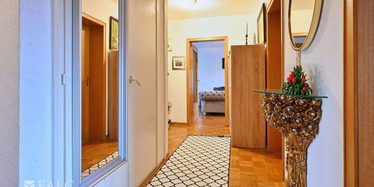 Etagenwohnung Brühl Kierberg - 3 Zimmer, 78 m&sup2;, 245.000&euro; | Angebot:25374377