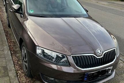 Skoda Octavia 125.130 km 12.600 &euro; Pulheim 50259