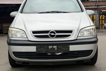 Opel Zafira 204.000 km 1.890 &euro; Köln 50827