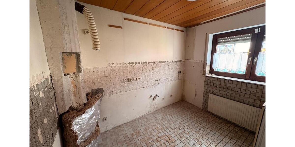 Reihenhaus Pulheim - 4.5 Zimmer, 140 m&sup2;, 1.800&euro; | Angebot:26419254