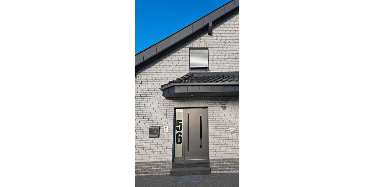 Dachgeschoßwohnung Köln Kalk - 3 Zimmer, 93 m&sup2;, 1.550&euro; | Angebot:26256388