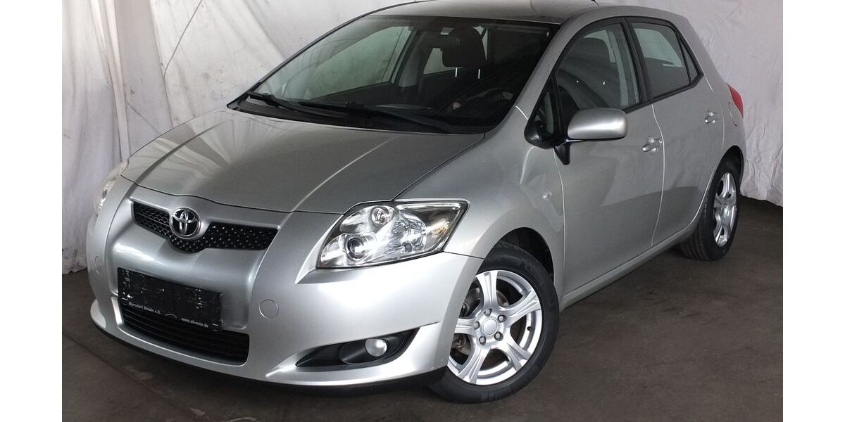 Toyota Auris 174.885 km 4.998 € Köln-Marsdorf/Junkersdorf 50858