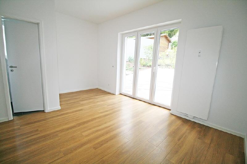 Etagenwohnung Bonn Küdinghoven - 2 Zimmer, 95 m&sup2;, 1.190&euro; | Angebot:25366773