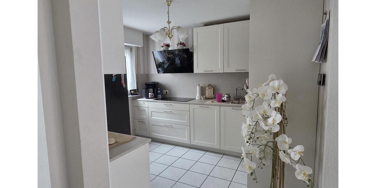 Reihenhaus Erftstadt - 5 Zimmer, 148 m&sup2;, 1.750&euro; | Angebot:26095570