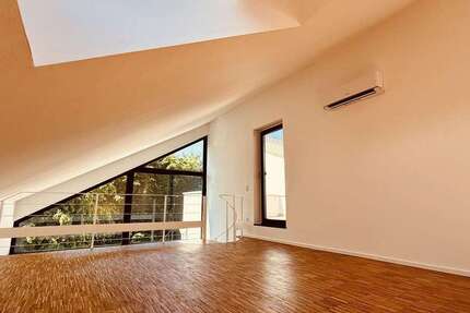 Wohnung Köln Weiden - 2.5 Zimmer, 92 m&sup2;, 1.656&euro; | Angebot:27080702