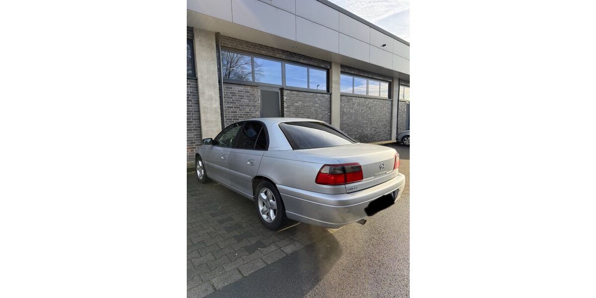 Opel Omega 94.100 km 3.790 &euro; Solingen 42655