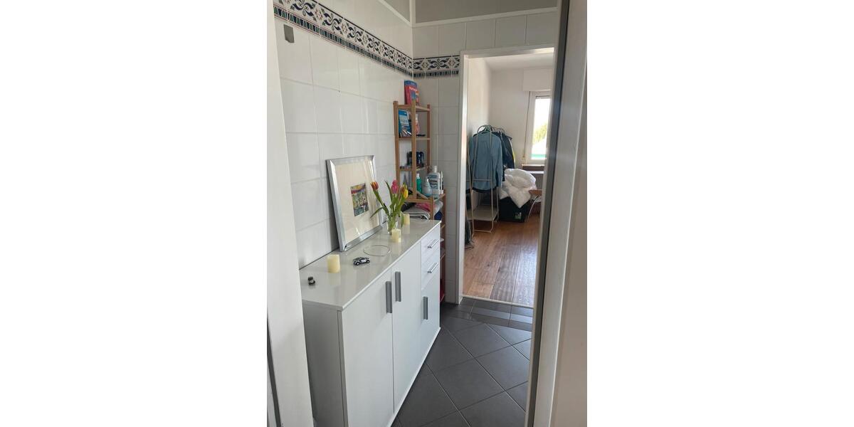 Einfamilienhaus Solingen Mitte - 1 Zimmer, 85 m&sup2;, 780&euro; | Angebot:25925501