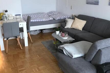 Charmante Wohnung mit Balkon, Aufzug, Garage in Kessenich privat