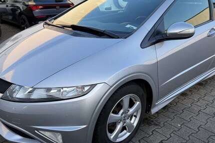 Honda Civic 135.000 km 5.450 &euro; Brühl - Vochem/Industriegebiet 50321