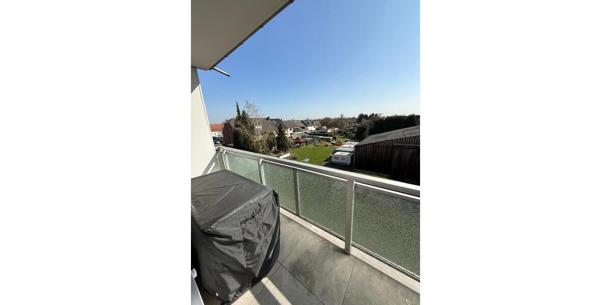 Etagenwohnung Köln Chorweiler - 3 Zimmer, 81 m&sup2;, 1.750&euro; | Angebot:27544326