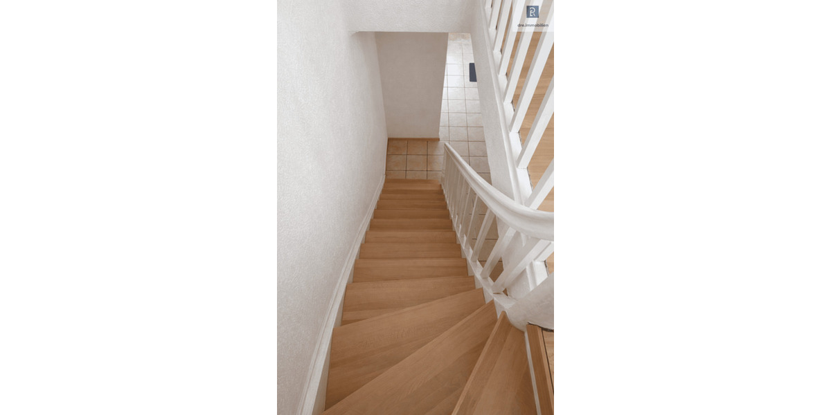 Reihenmittelhaus Köln Ostheim - 6 Zimmer, 160 m&sup2;, 499.000&euro; | Angebot:26886447
