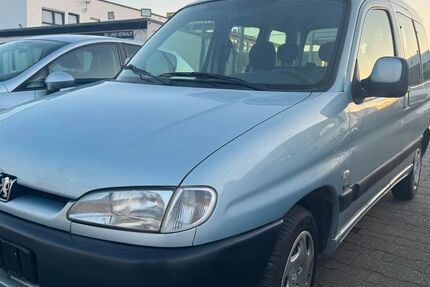 Peugeot Partner 175.000 km 1.999 &euro; Bonn 53227