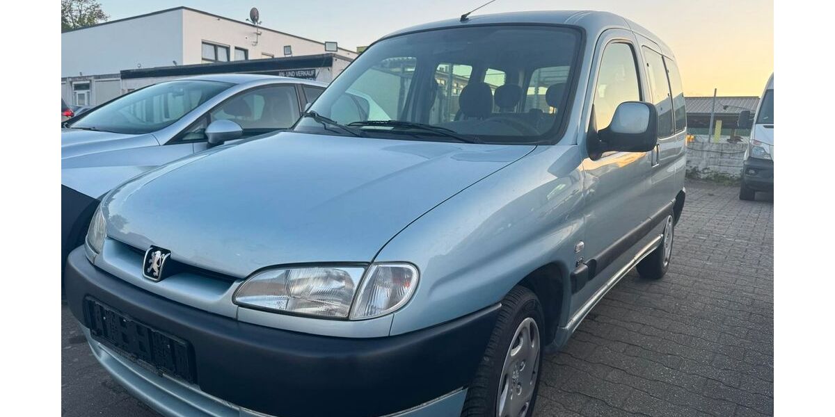 Peugeot Partner 175.000 km 2.499 &euro; Bonn 53227