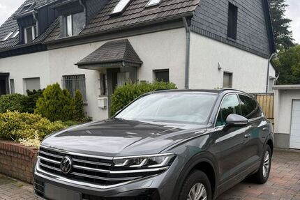 VW Touareg 39.900 km 44.500 &euro; Köln 51429