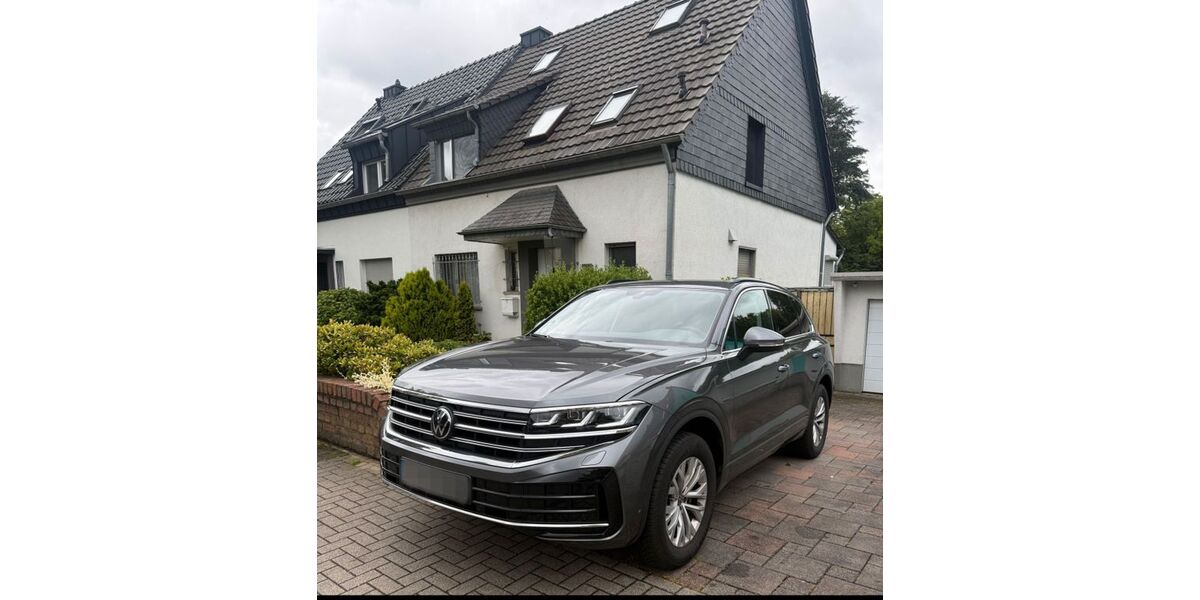 VW Touareg 39.900 km 44.500 &euro; Köln 51429