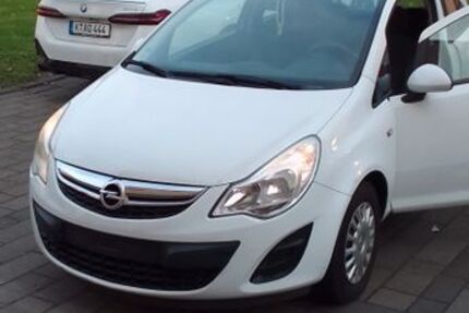 Opel Corsa 67.000 km 4.000 &euro; Köln 51109