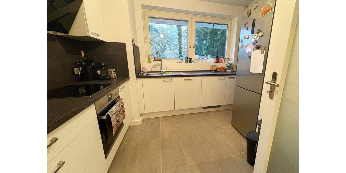 Nur noch einziehen! Modernisierte 4-Zimmer mit 2 Balkonen, neues Bad mit Wanne, Gäste-Bad mit Dusche 4 zimmer