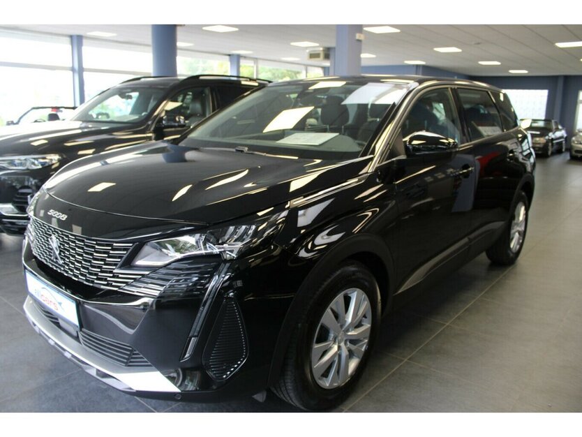 Peugeot 5008 BlueHDi Active Pack - 7 Sitzer - 27.732 km 22.980 € Euskirchen 53881