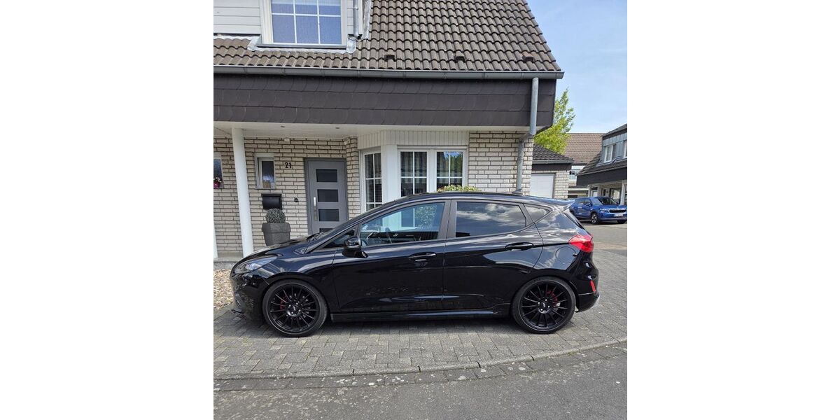 Ford Fiesta 57.169 km 16.500 &euro; Niederkassel 53859