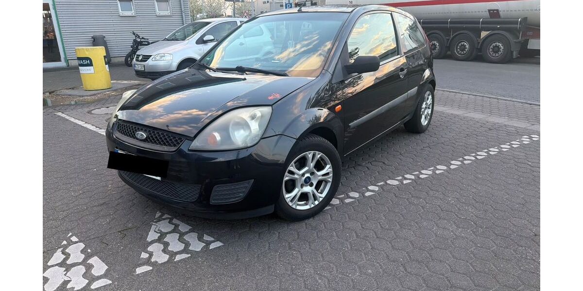 Ford Fiesta 194.700 km 1.500 &euro; Frechen 50226