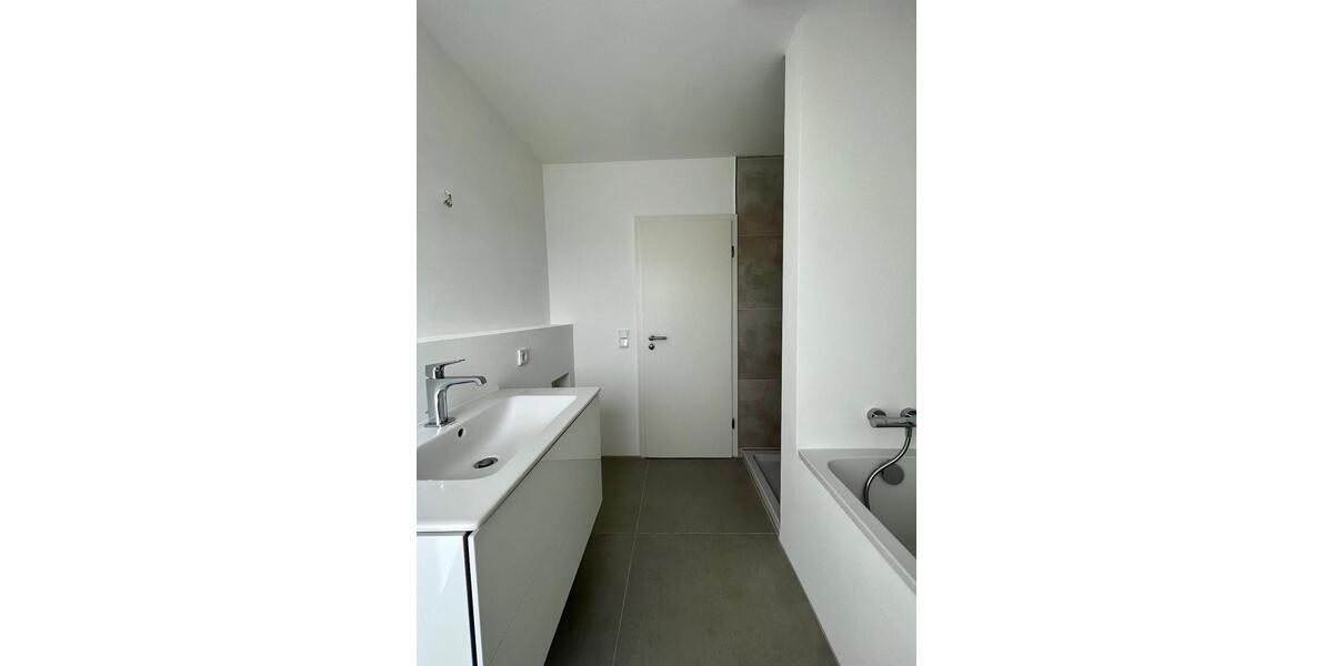 Dachgeschoßwohnung Frechen - 2 Zimmer, 72 m&sup2;, 329.000&euro; | Angebot:26393715