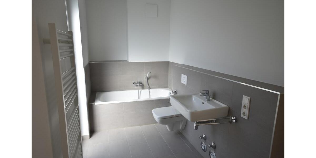 Etagenwohnung Bonn Dransdorf - 4 Zimmer, 127 m&sup2;, 1.695&euro; | Angebot:25444610