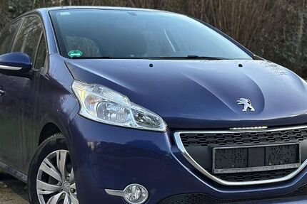 Peugeot 208 109.130 km 4.190 &euro; Hilden 40721