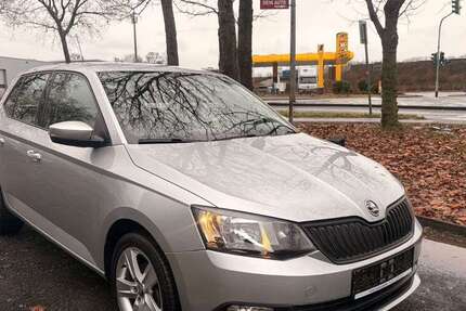 Skoda Fabia 48.000 km 10.750 &euro; Köln 51109
